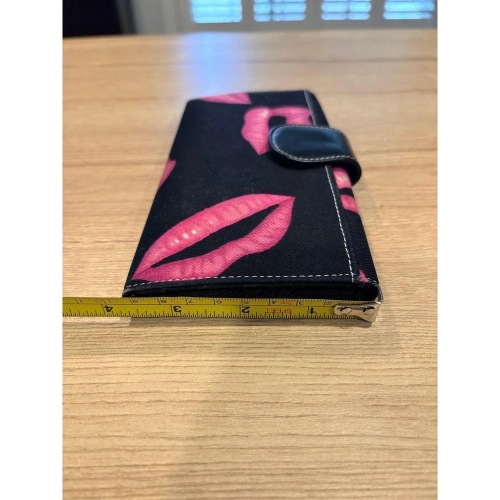 Pink Lips Kiss Print Trifold Wallet Black Canvas ID Window Card Holder Organizer